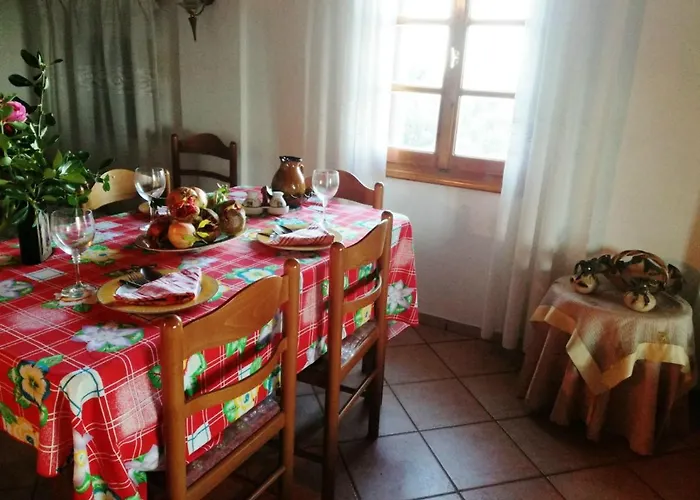 Case de vacanță Amfithea *