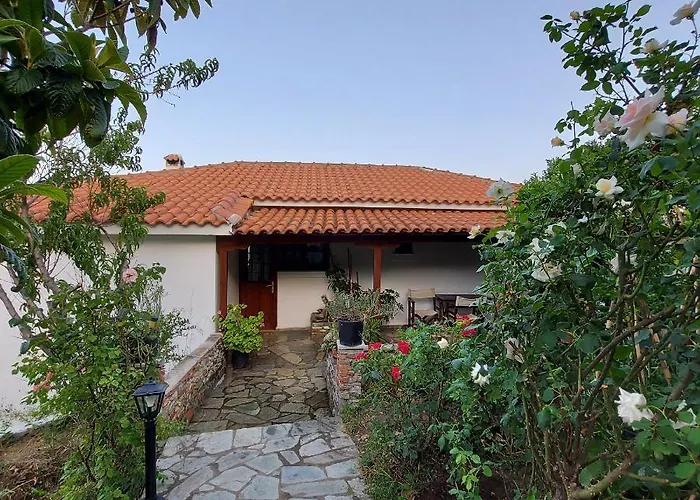 Case de vacanță Amfithea Moni Evaggelistrias