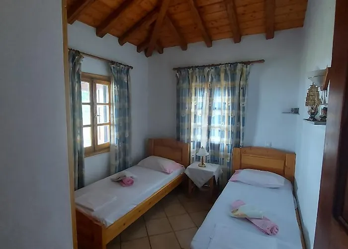 Amfithea Moni Evaggelistrias