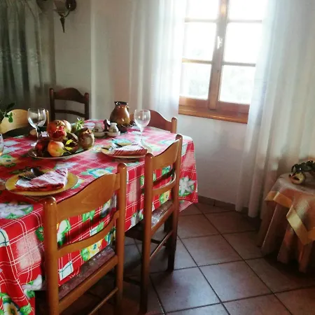 Nyaraló Amfithea *